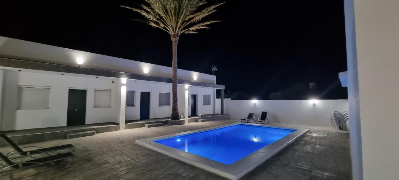 Apartamentos La Playa Barbate Eksteriør billede